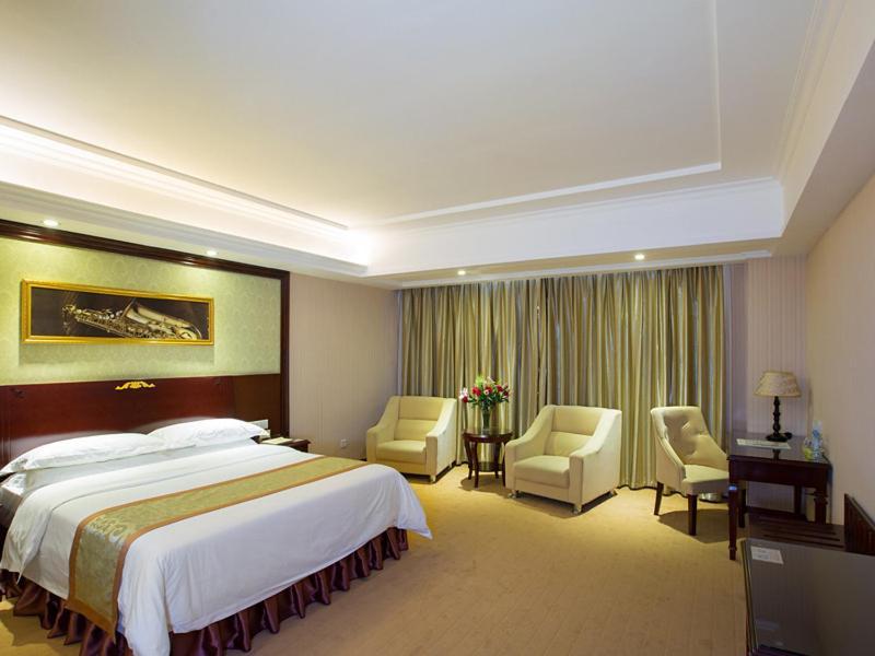 Vienna Hotel Heyuan High-Tech Yi Road Exterior photo